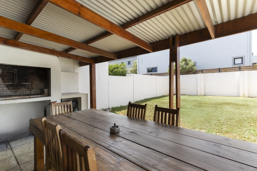 3 Bedroom Property for Sale in Kelderhof Country Village Western Cape